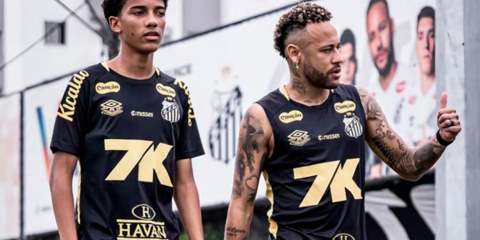Neymar Robinyonun oğlunu vurdu
