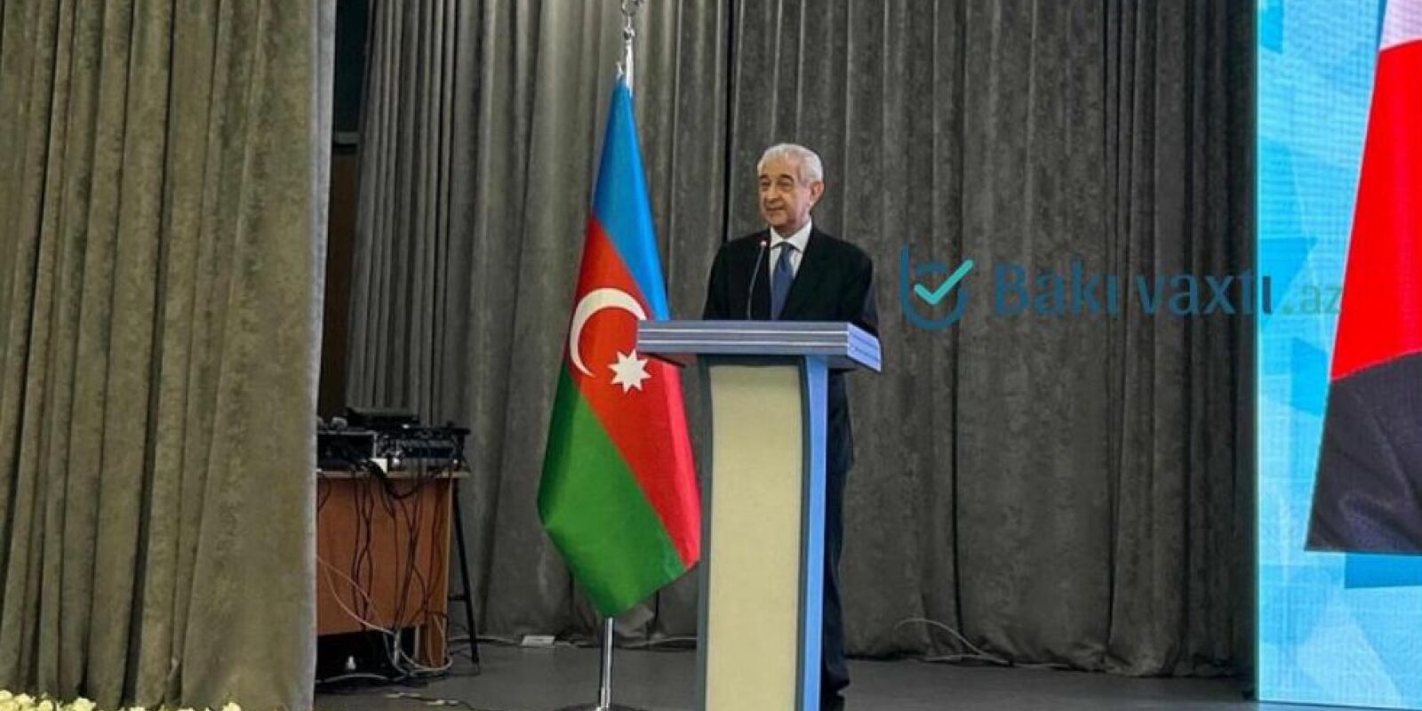 Əli Əhmədov: “Xalqın əsas dayaq gücü gənclərdir”