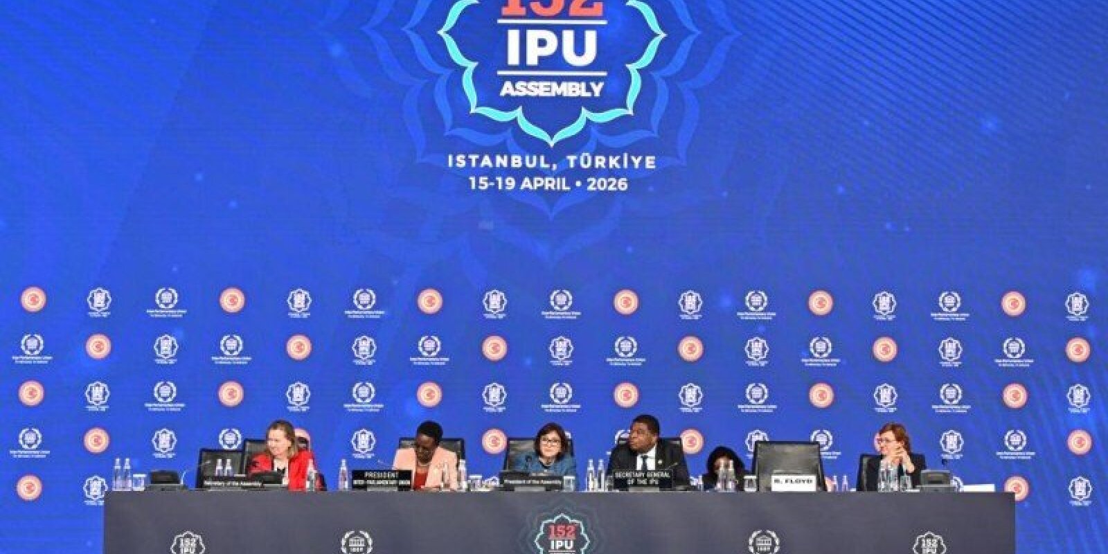 İstanbuldakı müzakirələrə Qafarova sədrlik etdi