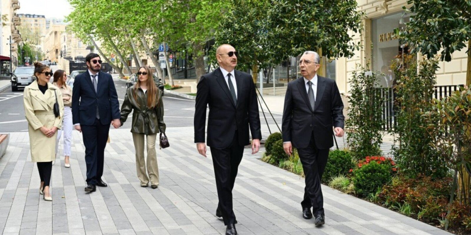 Prezident ailəsi ilə birlikdə AÇILIŞDA - FOTOLAR