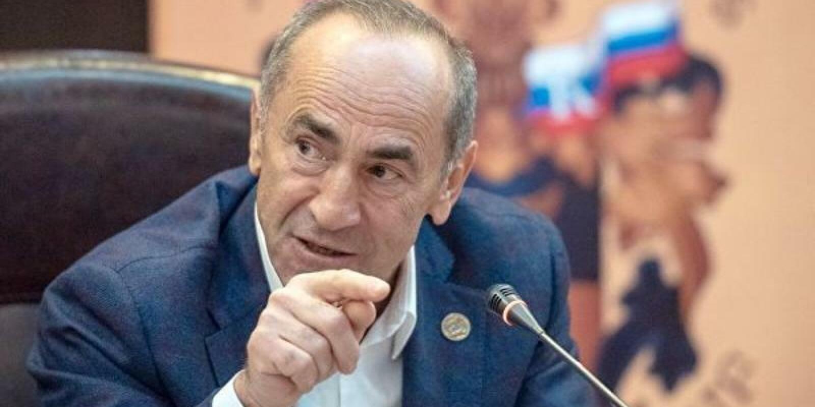 Köçəryanın ofisində axtarış: saxlanılanlar var