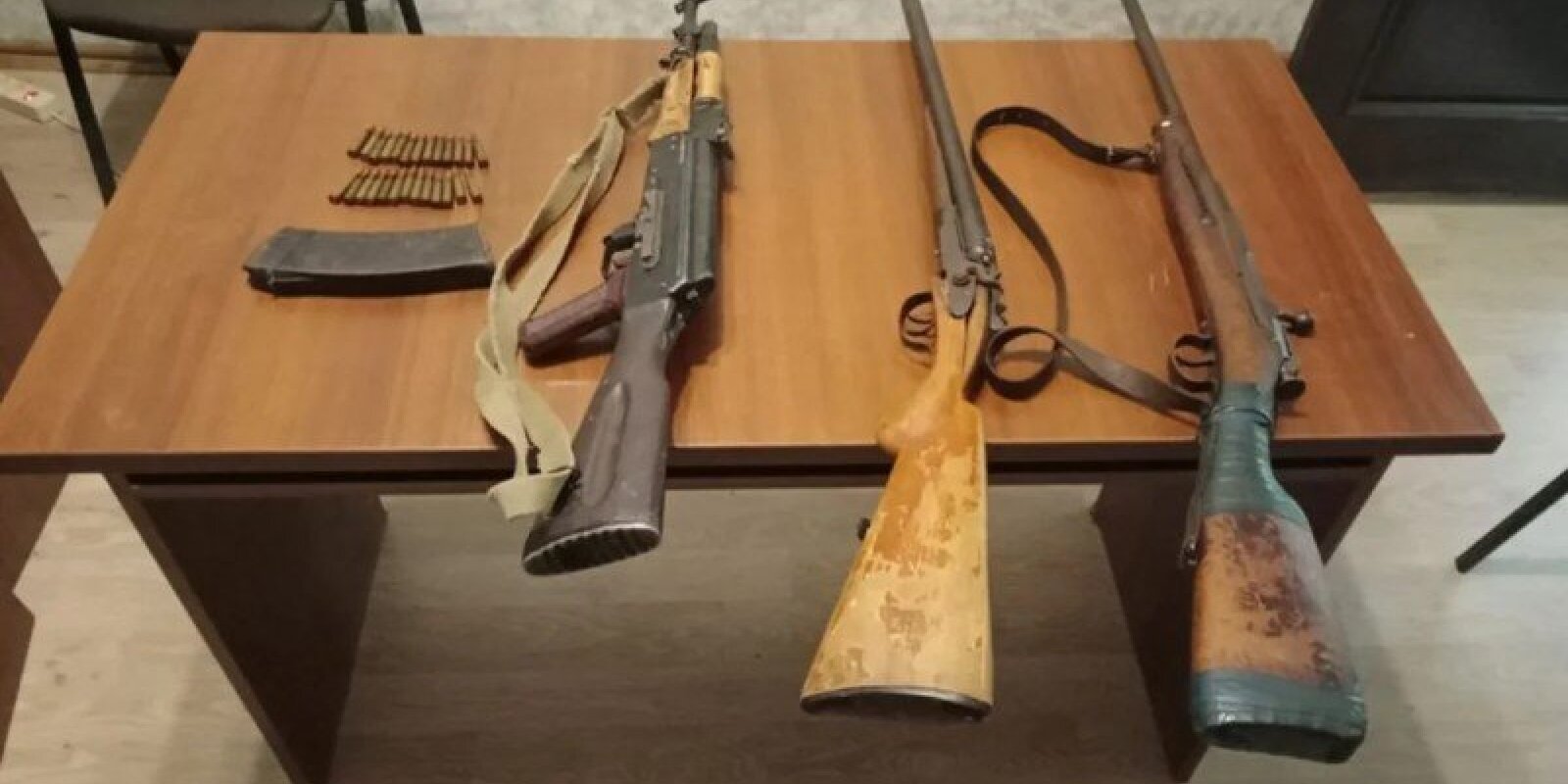 Ötən gün qanunsuz saxlanılan 3 tapança, 5 tüfəng aşkarlanıb