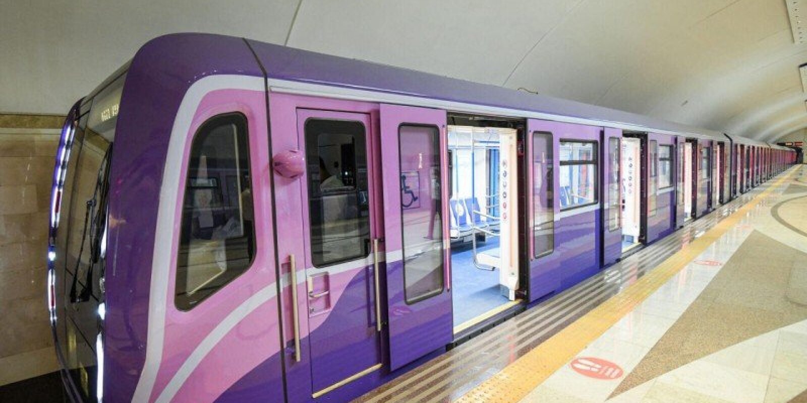 Bakı metrosunun fəaliyyəti bərpa olundu  - YENİLƏNİB