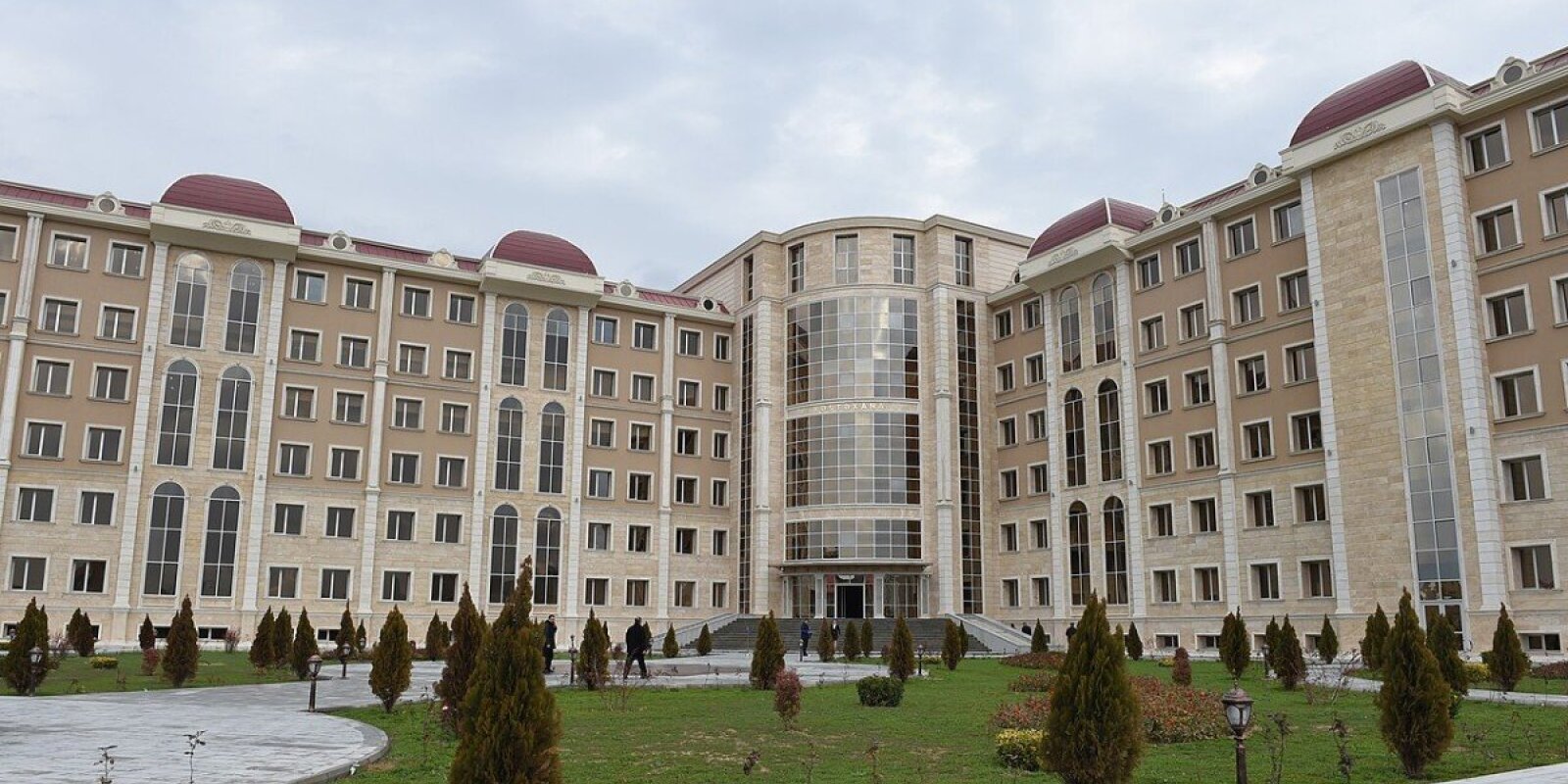 Naxçıvan MR Xəstəxanasına yeni direktor təyin edilib