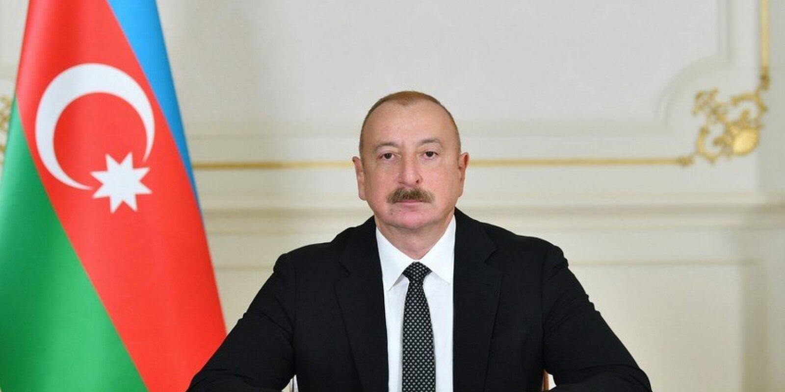 Prezidentin sosial şəbəkə hesablarında "Avropa Siyasi Birliyi"nin 8-ci Zirvə toplantısında çıxışına aid videoçarx paylaşılıb