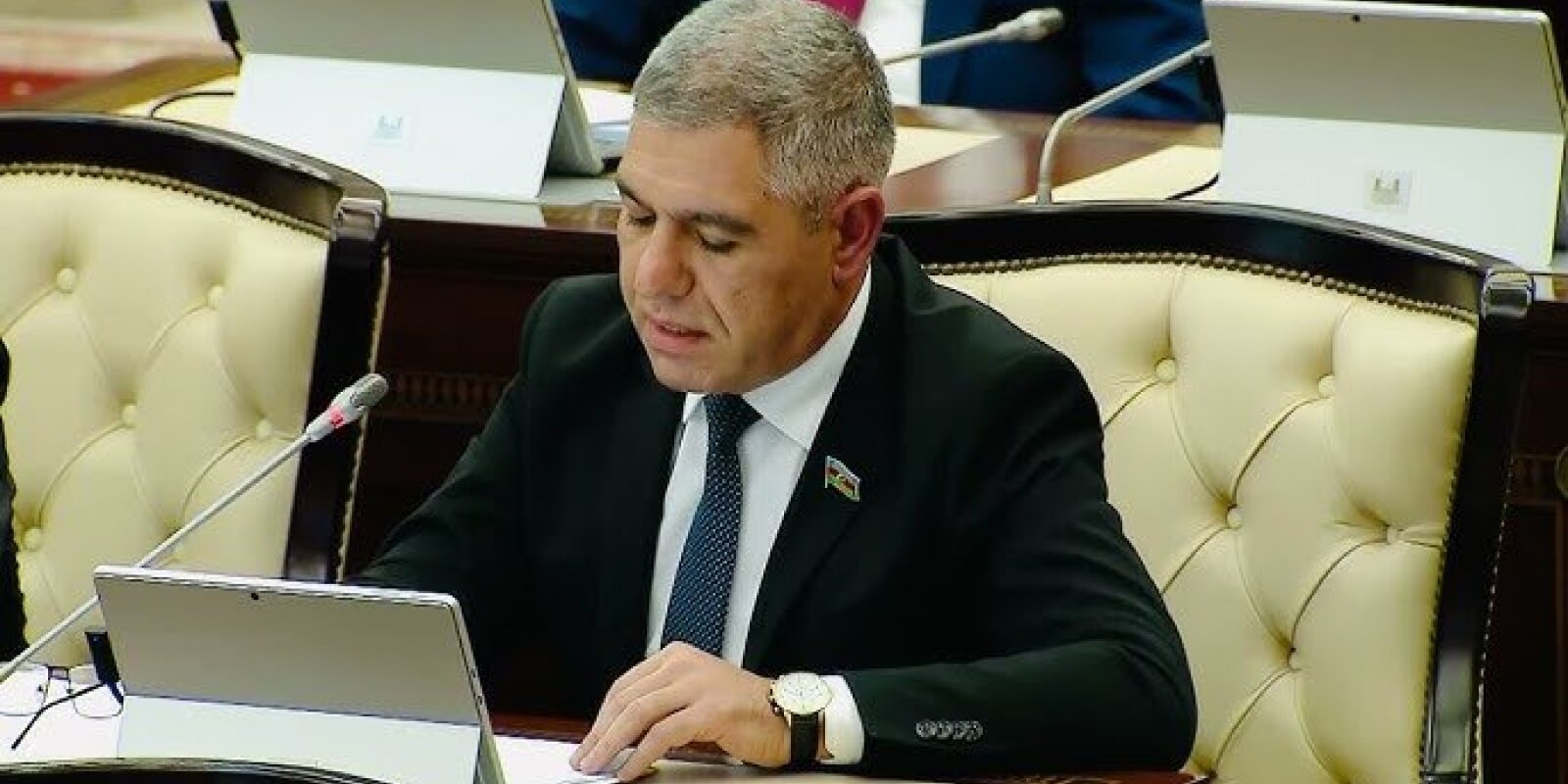 Deputat: Minimum əmək haqqında daha yüksək artımların olması məqsədəuyğun olardı