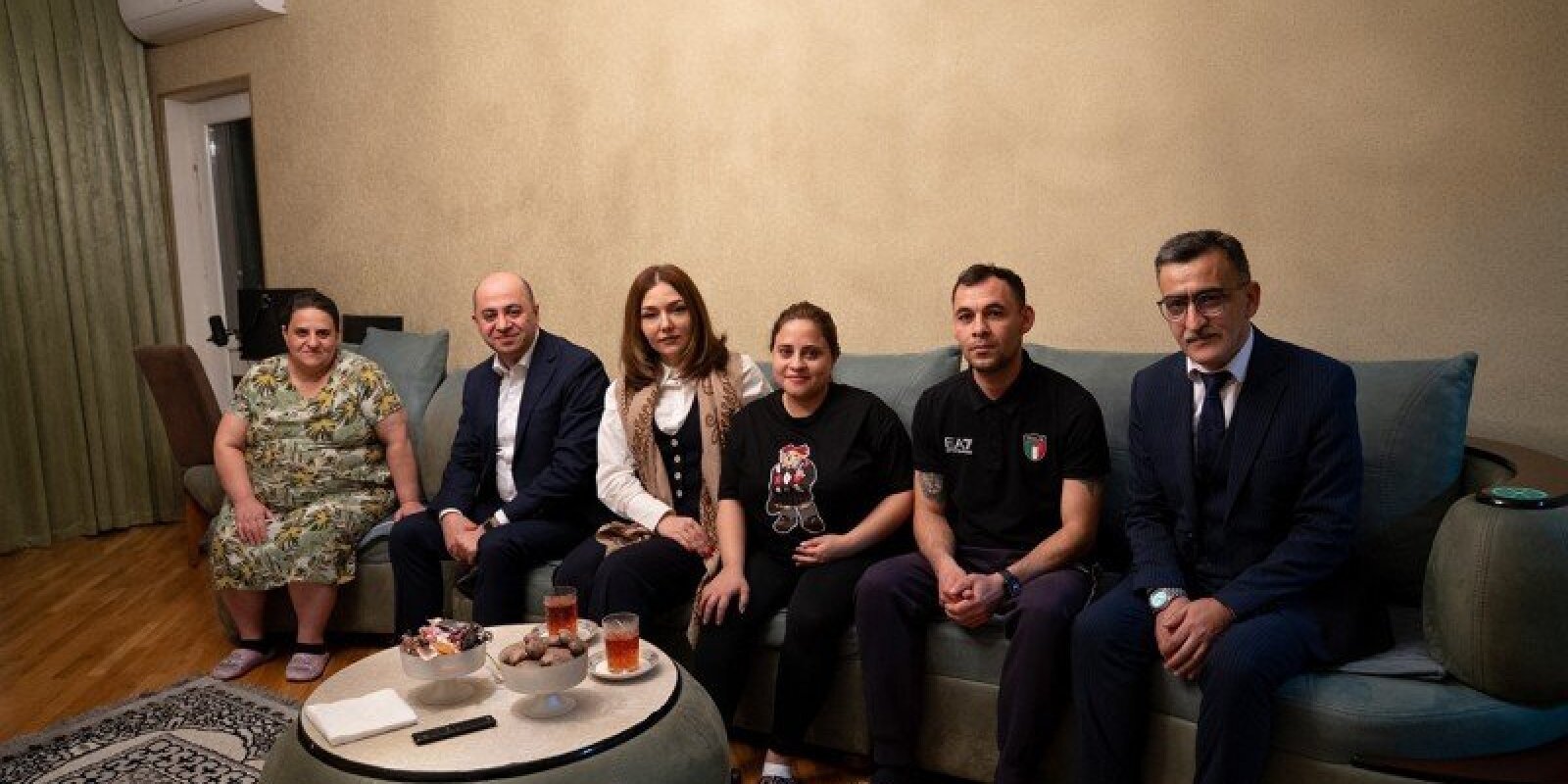 Metropoliten rəhbərliyi xəsarət alanları ziyarət etdi - FOTO
