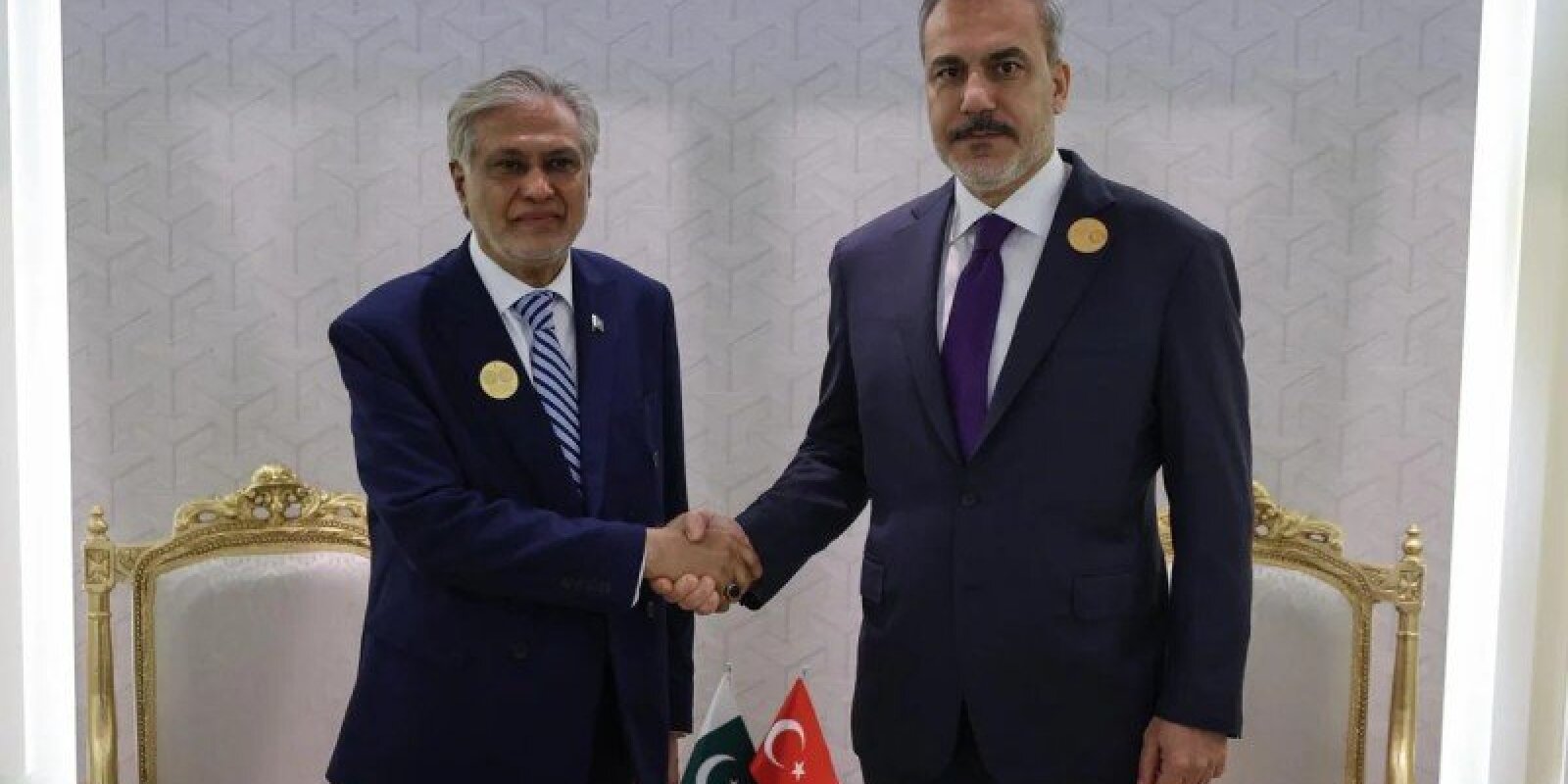 Hakan Fidan pakistanlı həmkarı ilə müzakirə APARDI