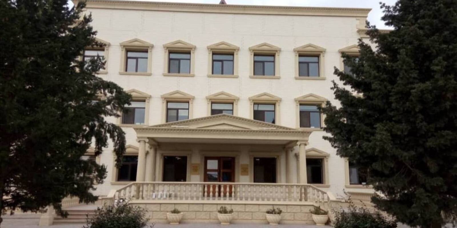 İnternat məktəbində OLAY – Direktor yıxılıb xəsarət almış şagirdi niyə xəstəxanaya QOYMADI? – ÖZƏL