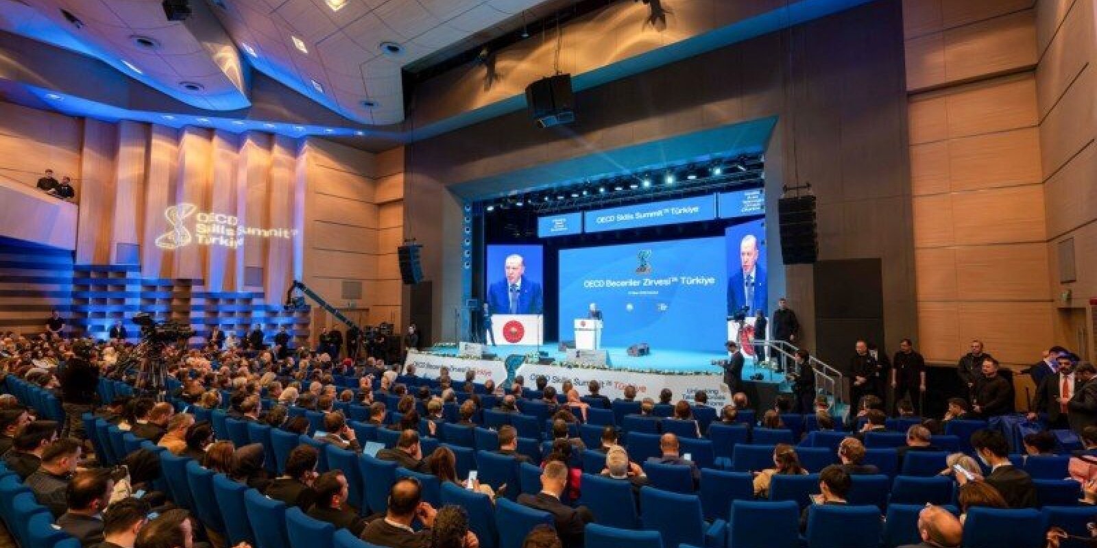 Anar Əliyev Türkiyədə Bacarıqlar Sammitində iştirak etdi - FOTO