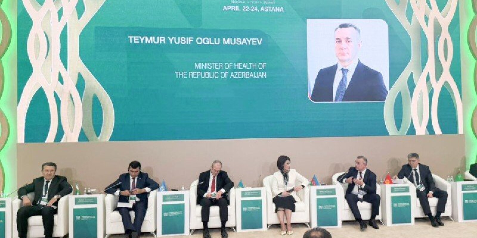Səhiyyə naziri Astanada Regional Ekoloji Sammit çərçivəsində keçirilən sessiyada çıxış edib
