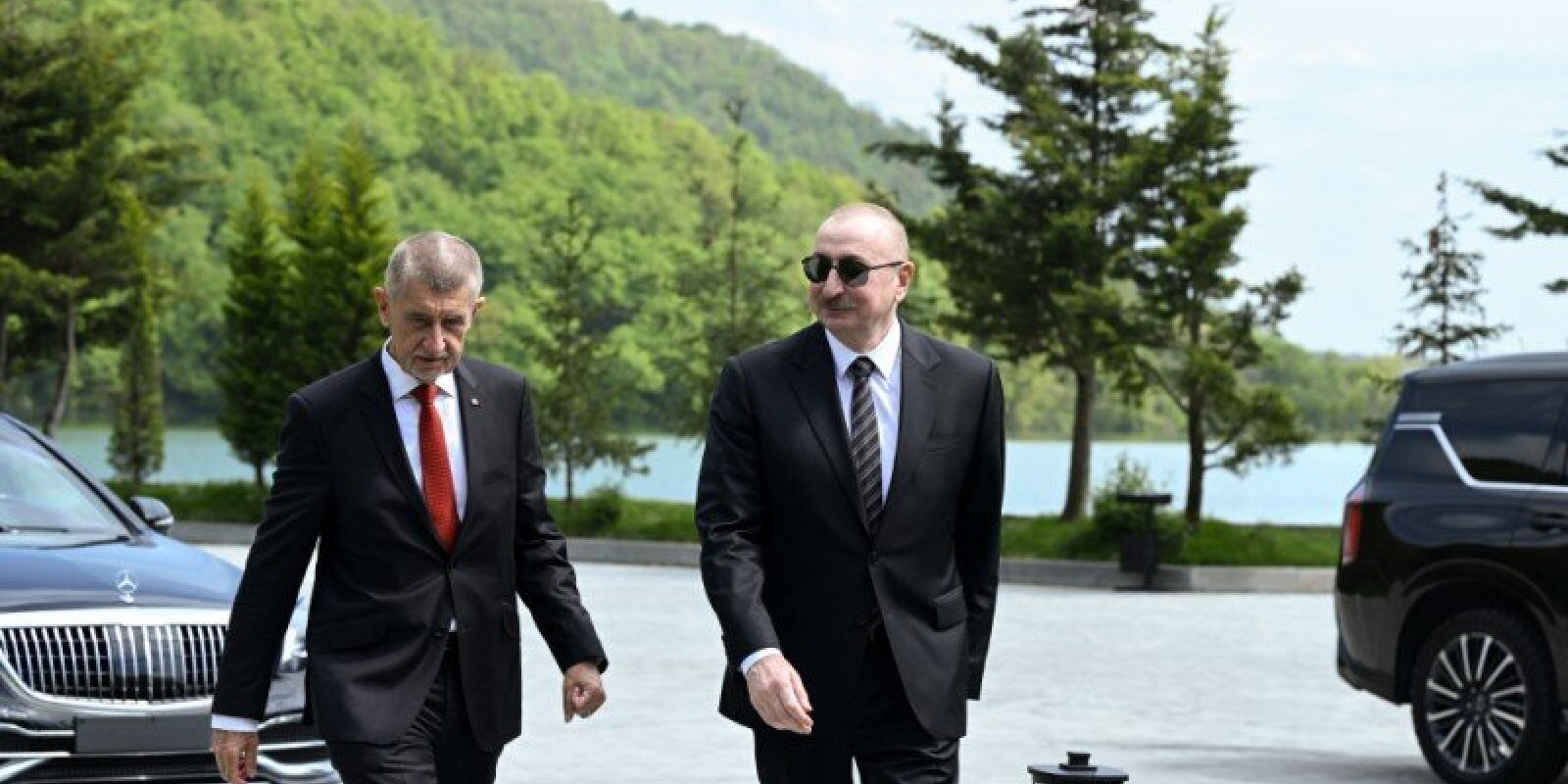 İlham Əliyevin adından Babişin şərəfinə rəsmi lanç verilib
