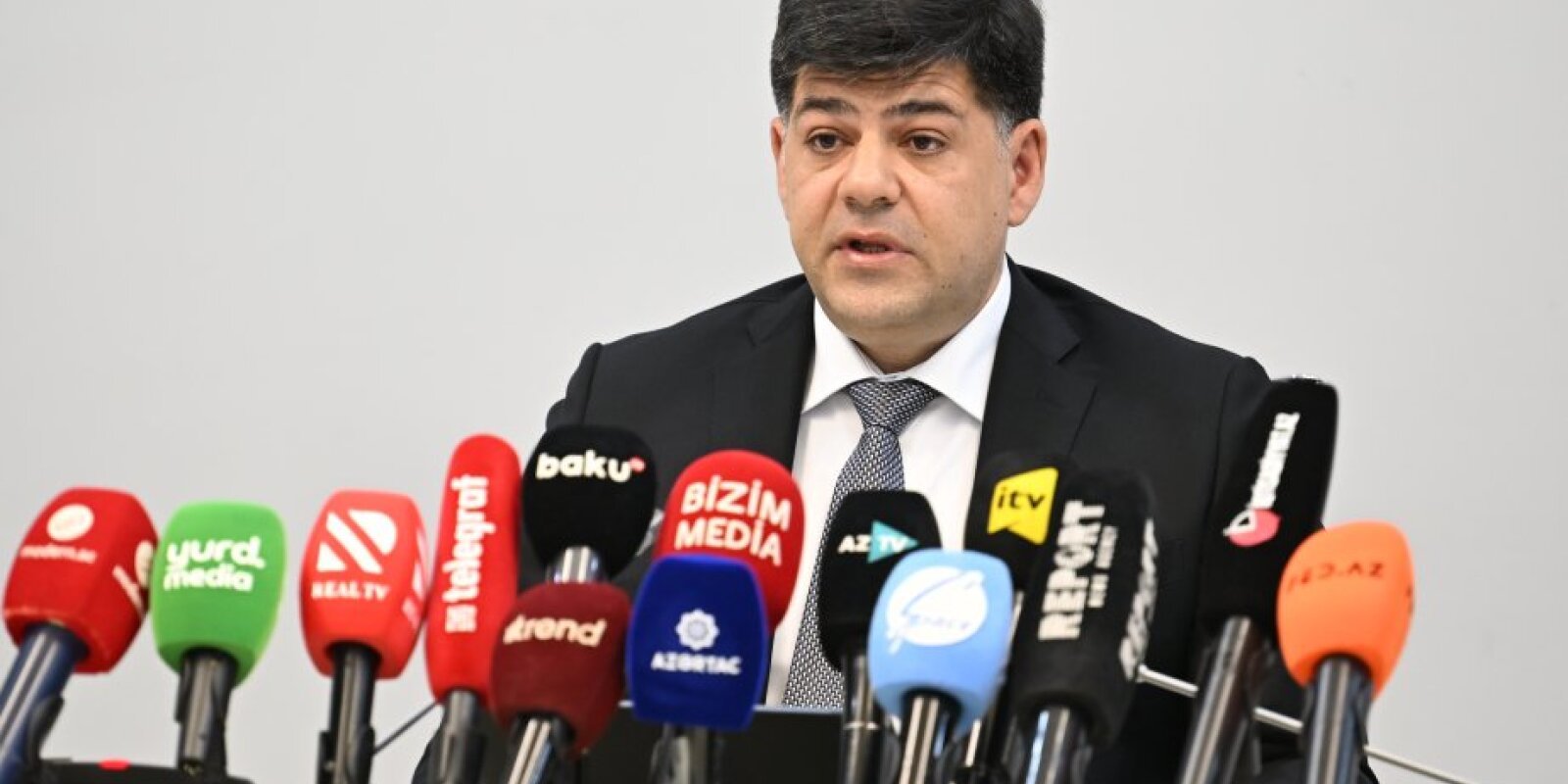 Seymur Adıgözəlov onları vəzifədən azad etdi