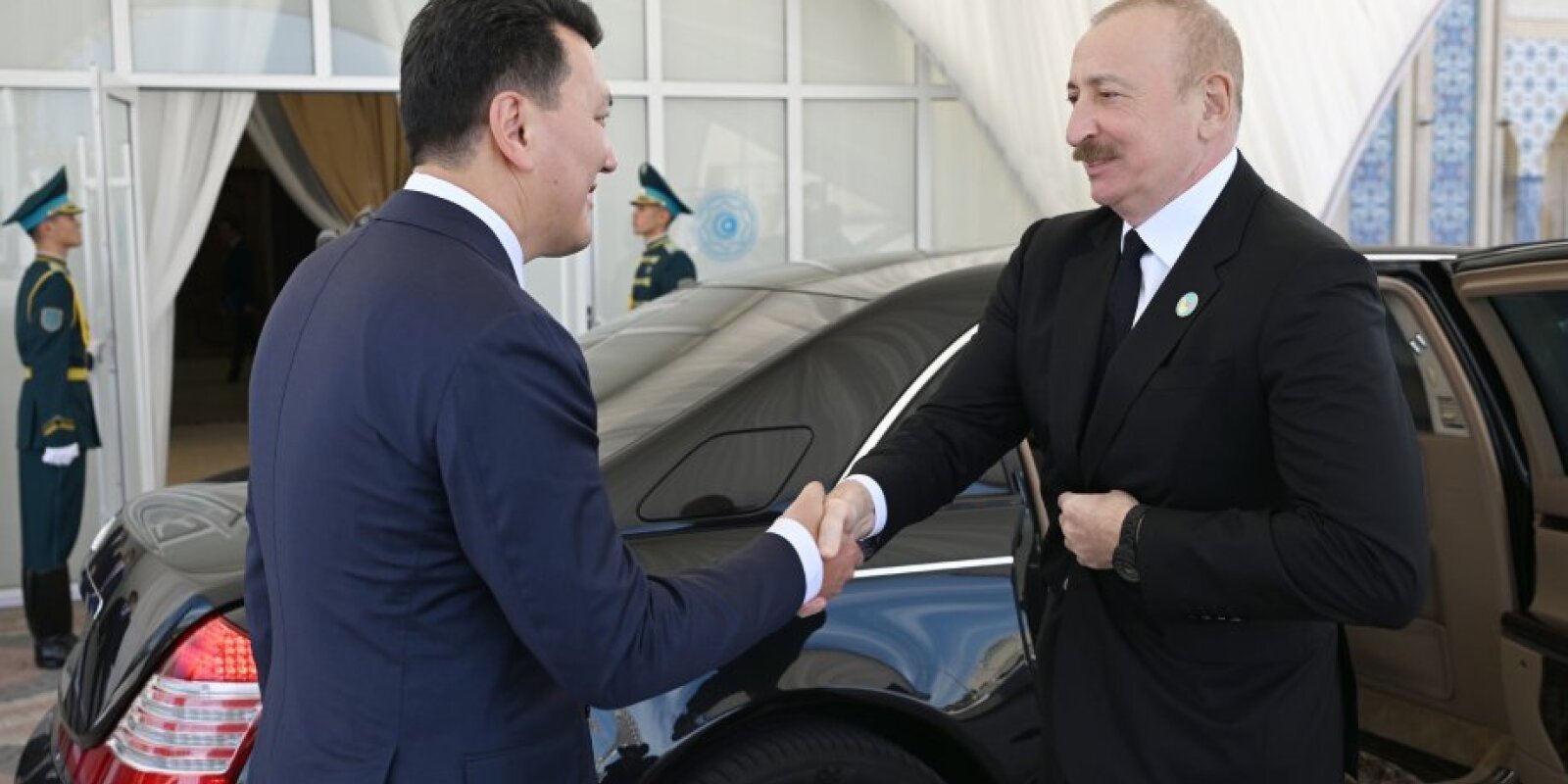 Prezident İlham Əliyev və TDT-nin qeyri-rəsmi Zirvə görüşünün digər iştirakçıları Türküstanda bir sıra mədəni məkanlarla tanış olublar