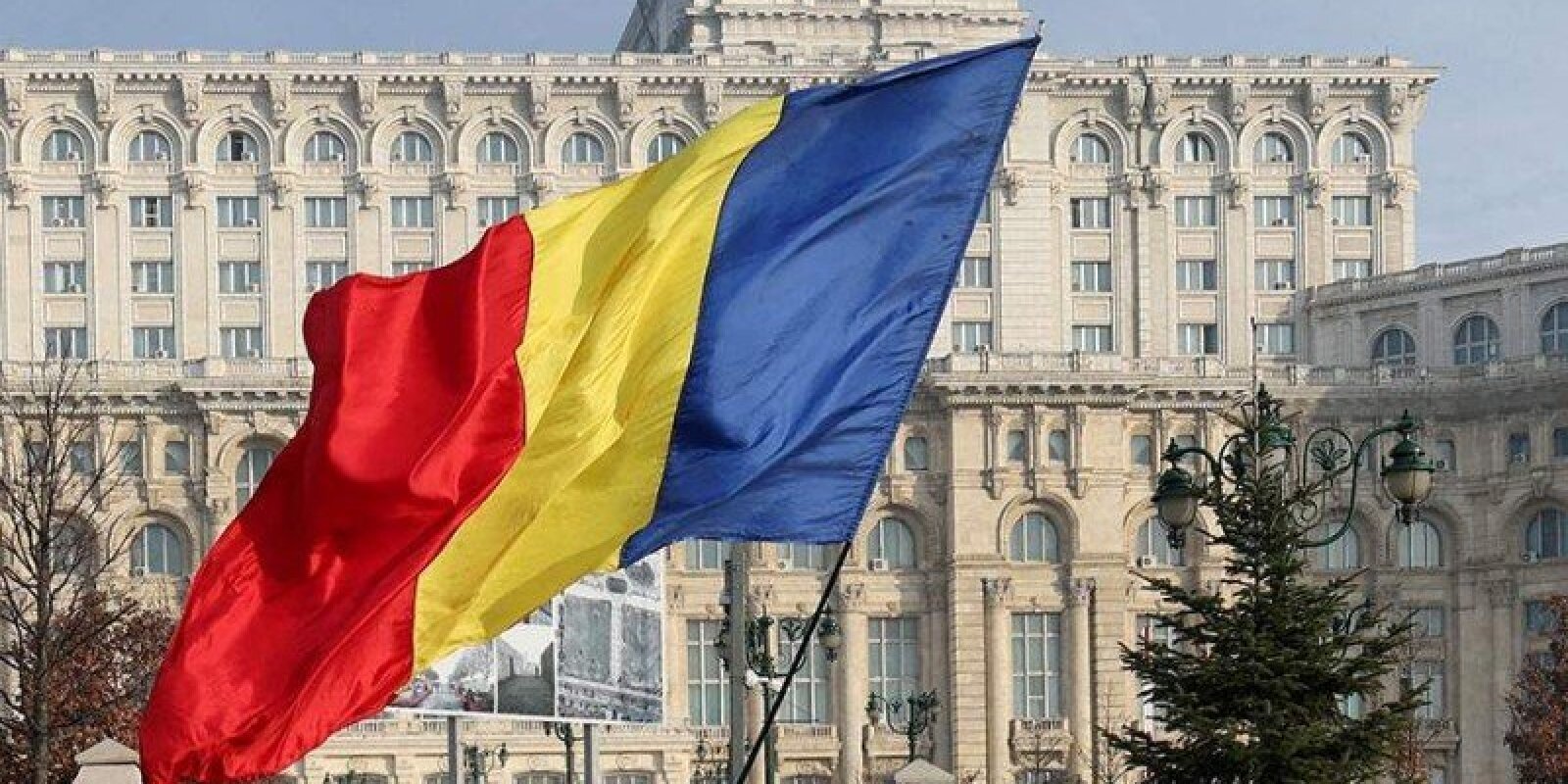 6 nazir bir gündə istefa verdi