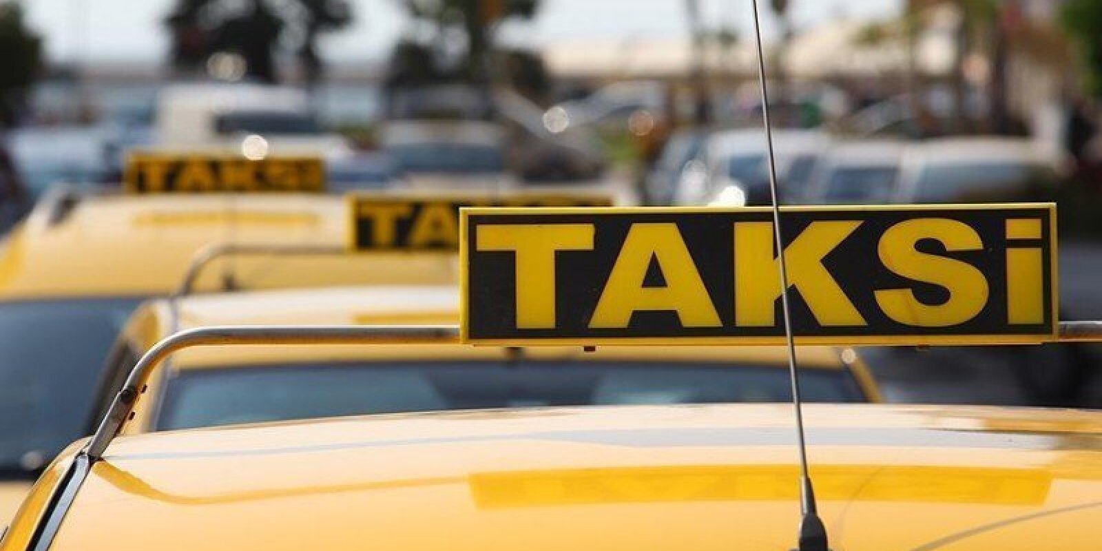 Taksi sürücüləri imtahan verəcək - TARİX